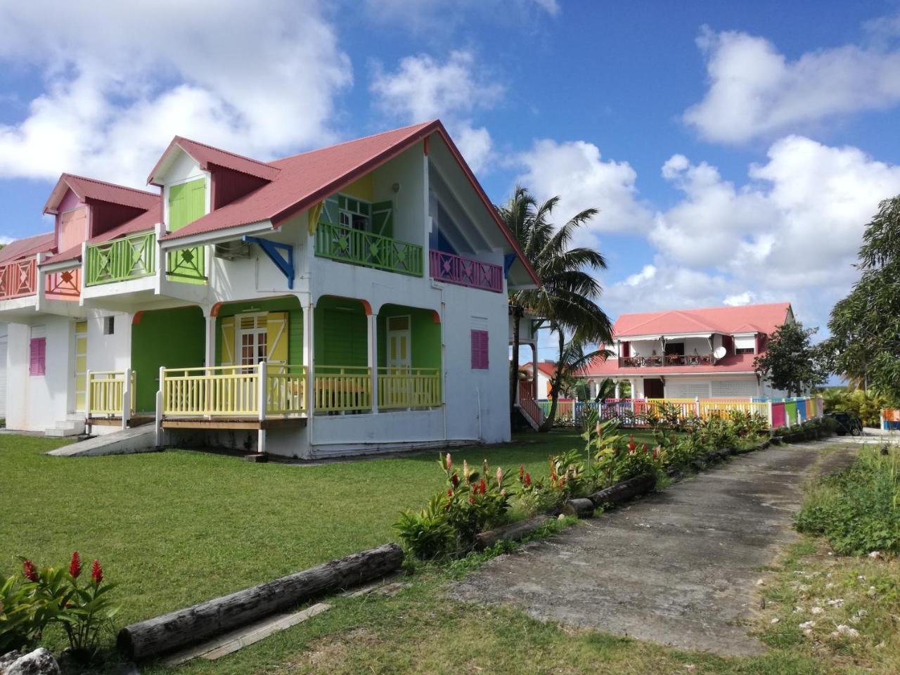 Au Jardin De Beausejour Otel Capesterre Dış mekan fotoğraf